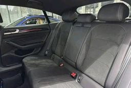 Volkswagen Arteon / 2021