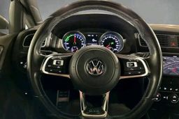 Volkswagen Golf GTE / 2017 