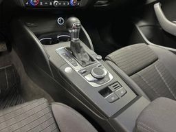 Audi A3  SPORT / 2017