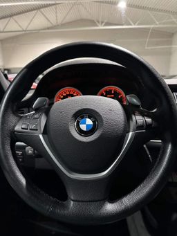 BMW X6 /2011