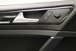 Volkswagen Golf /2014 