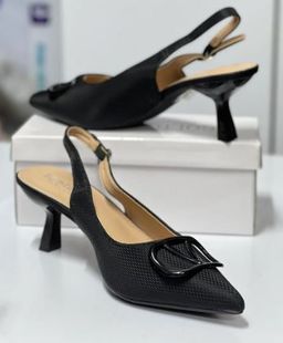 V Ladies heels