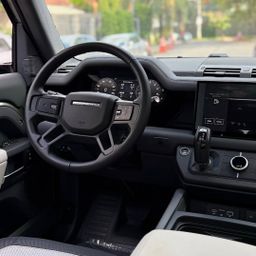 Land Rover Defender X Dynamic 2024