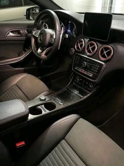  Mercedes-Benz A 180  / 2018 