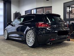 Volkswagen Scirocco  / 2011