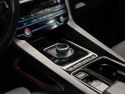 Jaguar F-PACE / 2017