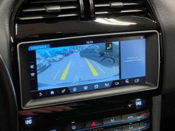 Jaguar F-PACE / 2017