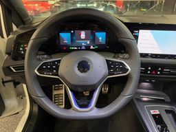 Volkswagen Golf VIII GTE /2022