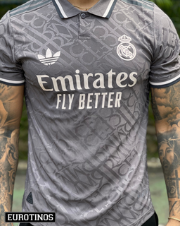 REAL MADRID VISITANTE PLAYER