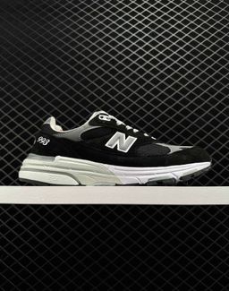 NEW BALANCE 993