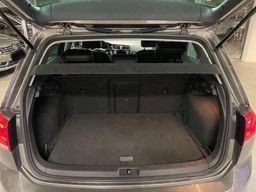 Volkswagen Golf /2014