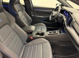 Volkswagen Golf 8 /2021