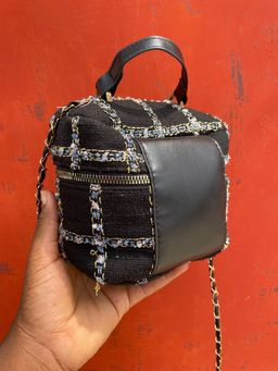 mini bandoulière en tweed et porté main