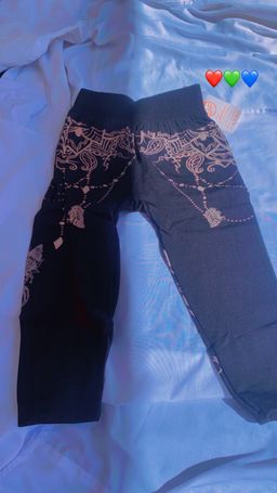 Surwaal Carruur Gabdhaha 2-5 Jir