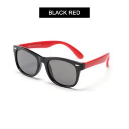 Madoow iyo Casaan (Black Red) → Madow iyo Casaan