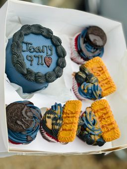 BENTO CAKE (5 cupcakes )