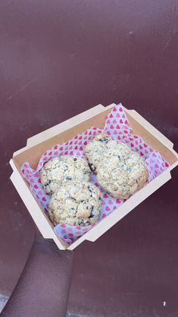 New York style chocolate chip cookies 