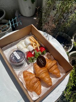 Small Snack Treats Box