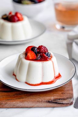 Classic Vanilla Panna Cotta