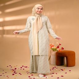 AYSHA KURUNG