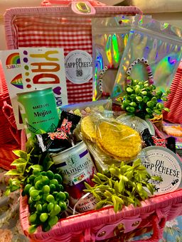 Pre-Order: FREEDOM TO LOVE - PINKDOT BASKET GIFT SET (LIMIT 100 SET ONLY)