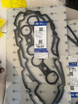 N52N tarpet cover gasket (black top)
