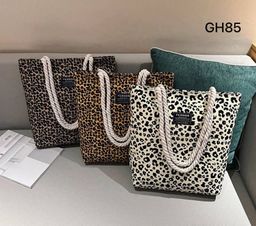 Women bags 