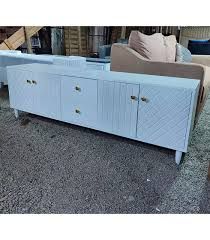 5.5 Ft Modern TV Stand 