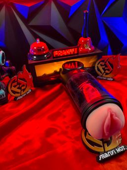 CÁPSULA MASTURBADORA DE TOTO REALISTA 