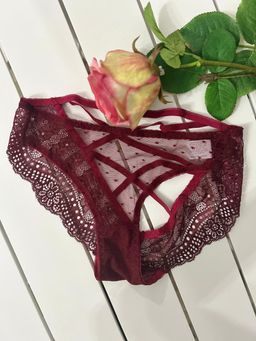 Sassy lace panties