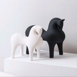 Patung Kuda Nordic Premium Material Logam Kuat Mewah Estetik Elegan Citra Garden Hiasan Dekorasi Modern Kantor Rumah