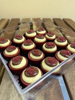 Red Velvet Cheesetarts (Box of 16pcs) 