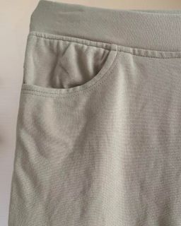 Ruched Hem Cropped Pants