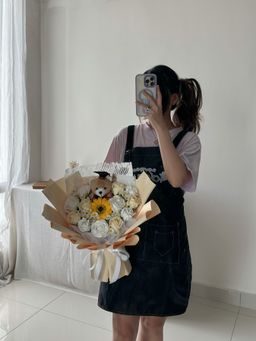 (GB029) Graduation Bear Soap Flower Bouquet 