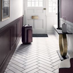 Stromboli 9.2 x 36.8 White Plume Matt