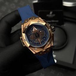 הובלוט 45 מ"מ לגברים – 1:1, אוטומטי שוויצרי, קופסא וניירות מקוריים