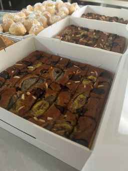 Chocolate Belgium Banana Cake