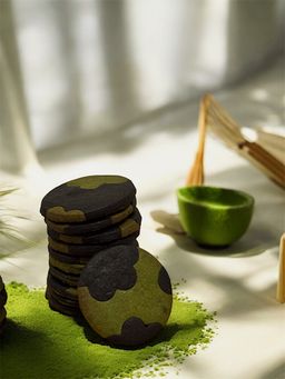 matcha hojicha stamp cookies