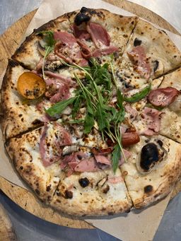 Smoked Duck Pizza 