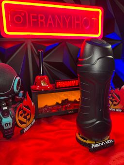 Masturbador PRO con Succión de pene y vibración 