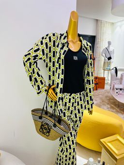 Limited edition - Loewe small anagram green raffia bag  