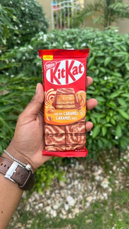  Chocolate Kit Kat Salted Caramel 