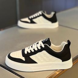 Vault S1 – Limited Edition | Black & White Sneakers | Size 44 | Men’s | Streetwear Style