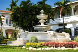 SeaGarden Beach Resort