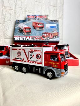 ALLOY DIE-CAST FIRE TRUCK