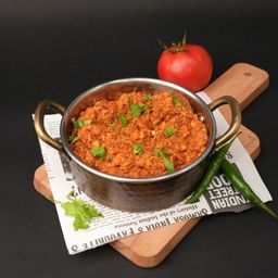 صحن شكشوكه  (Shakshuka plate)