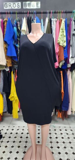 Simple Black Dress (50/52)