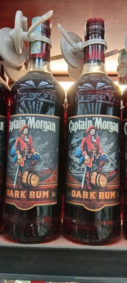 Captain Morgan Black Rum 750 ml