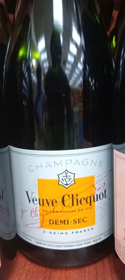 Veuve Clicquot Demi Sec 750ml
