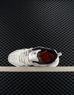 NEW BALANCE 530